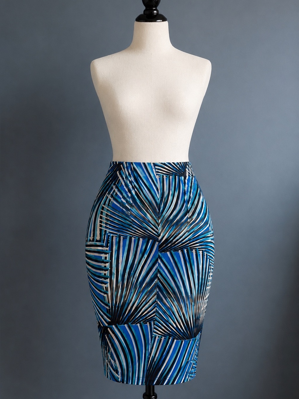 Worthington Blue Geometric Palm Print Pencil Skirt Size 8